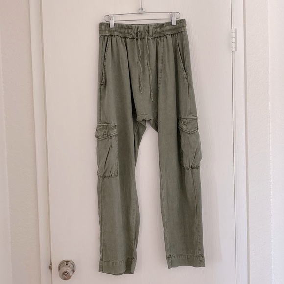 Size S Avec Les Filles faded green linen cargo drop crotch pants - Picture 1 of 4